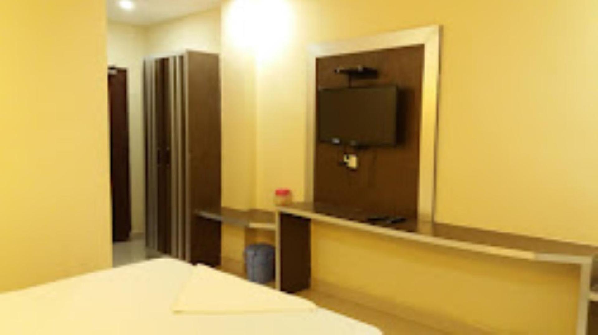 Gadadhar Resort Puri Buitenkant foto