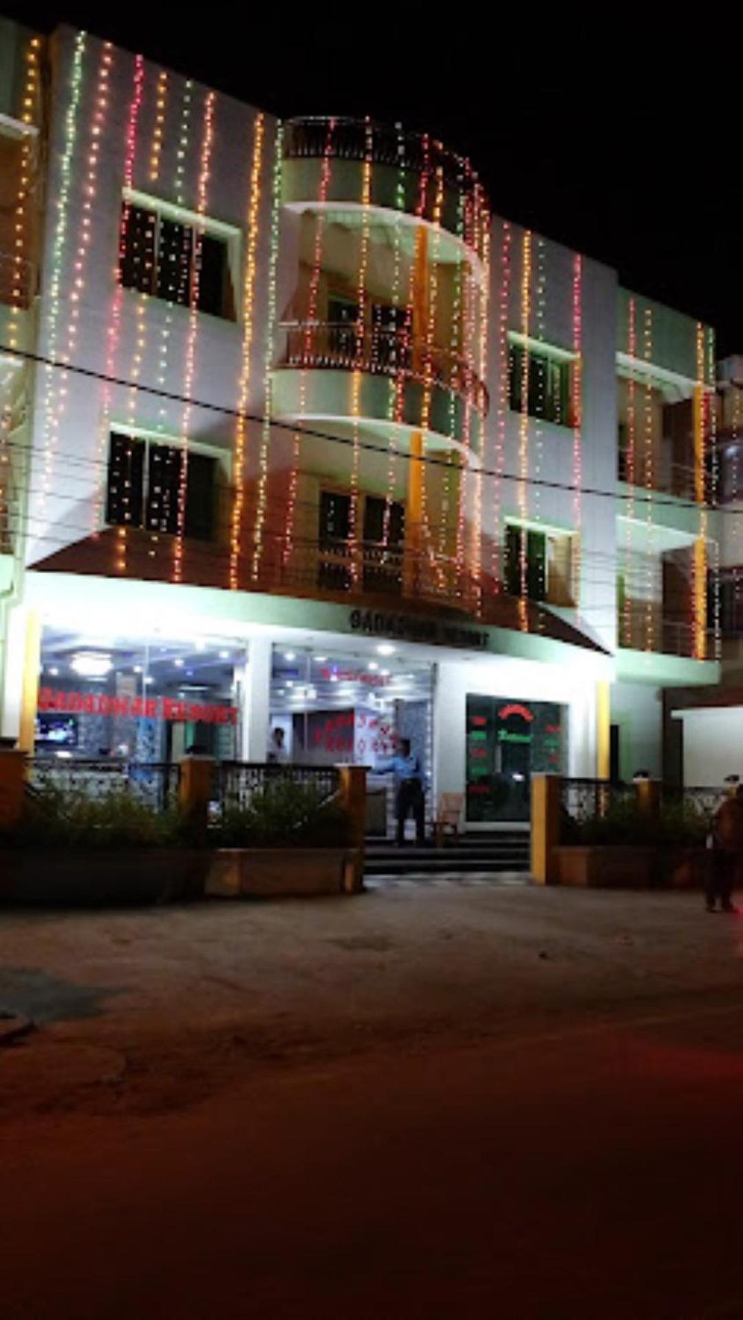 Gadadhar Resort Puri Buitenkant foto