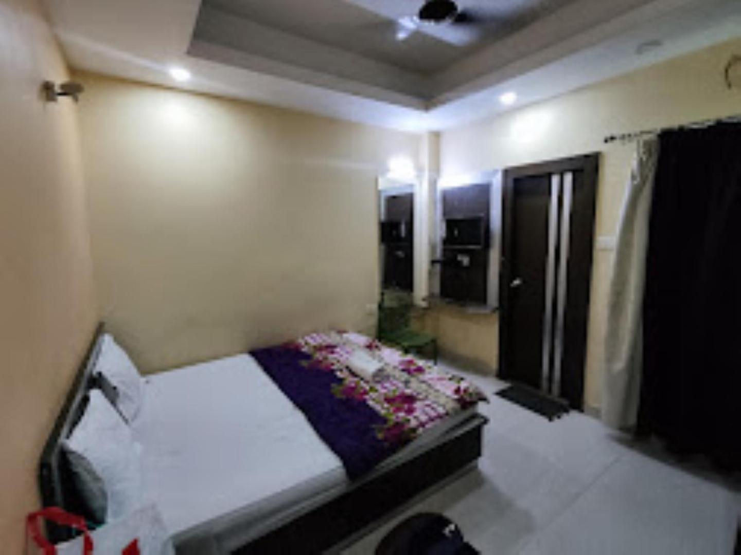 Gadadhar Resort Puri Buitenkant foto